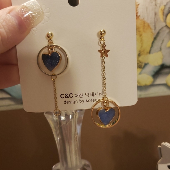 Stone Blue Heart Dangle Star Earrings - Picture 2 of 6